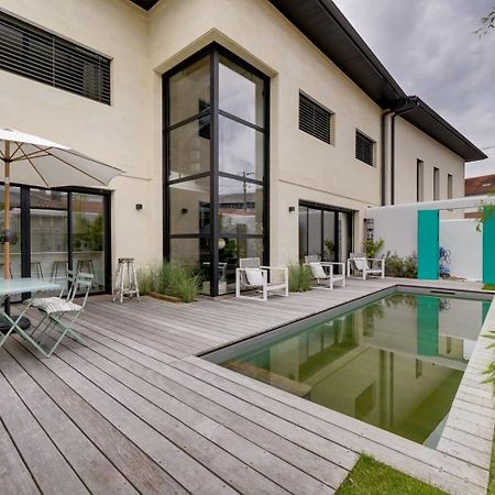 Spacious Bordeaux Family Home With Swimming Pool ภายนอก รูปภาพ