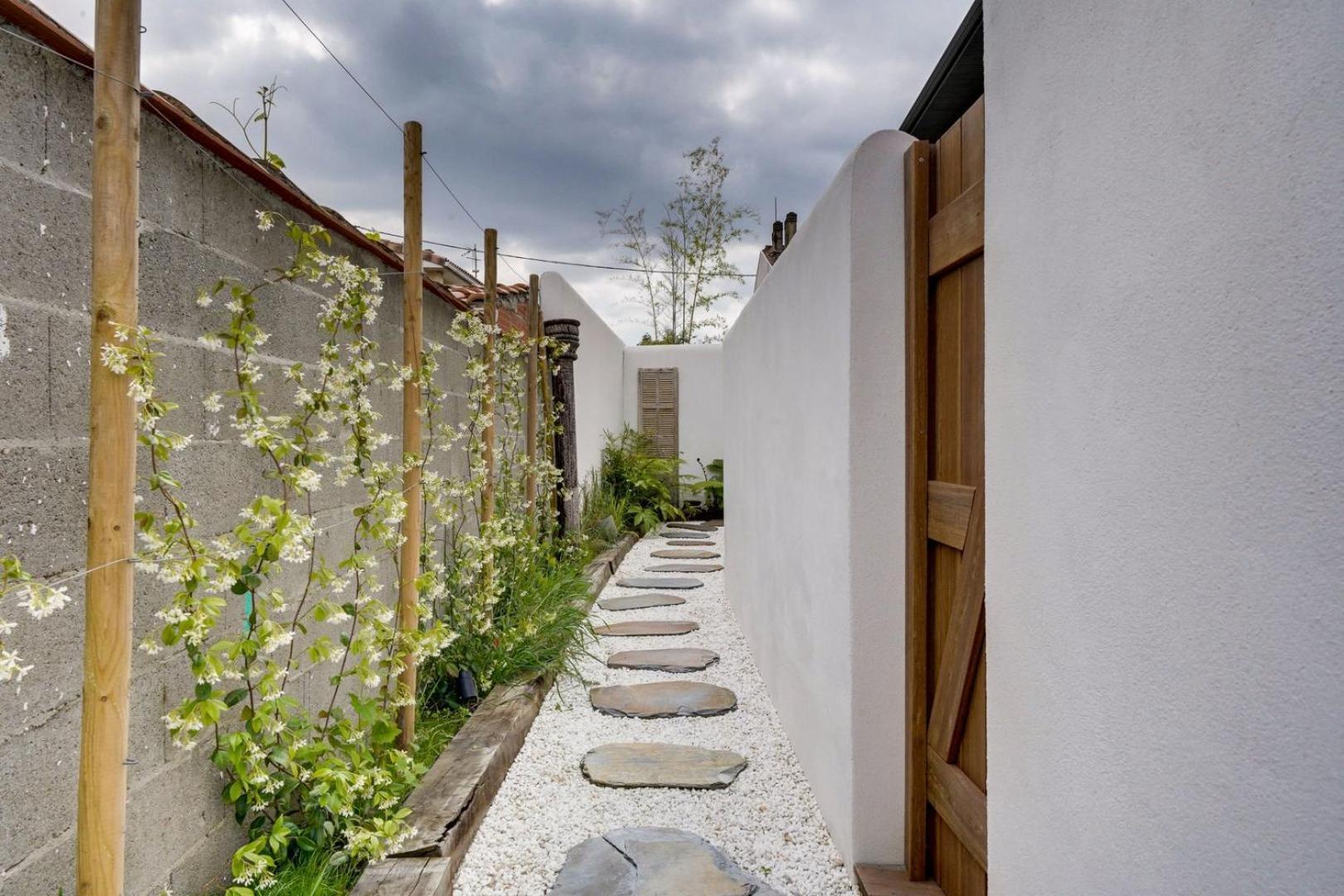 Spacious Bordeaux Family Home With Swimming Pool ภายนอก รูปภาพ