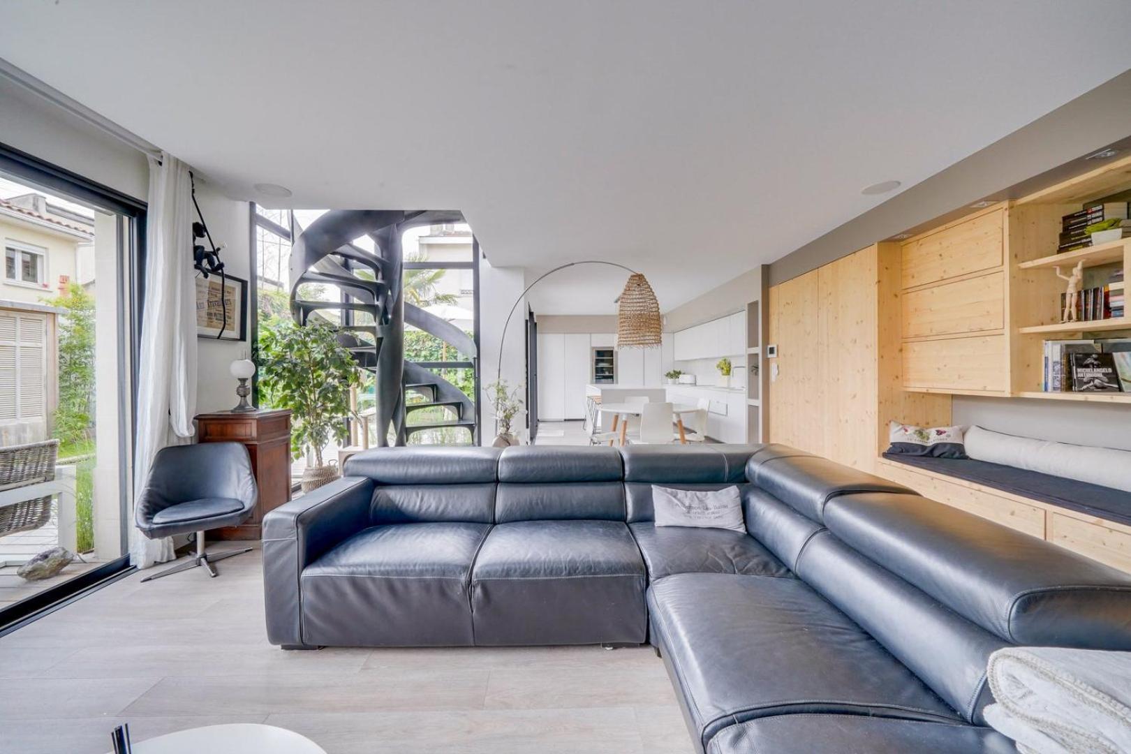 Spacious Bordeaux Family Home With Swimming Pool ภายนอก รูปภาพ
